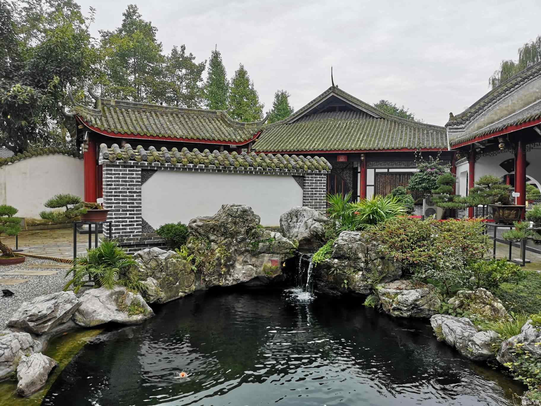 超級農(nóng)家樂 現(xiàn)代鄉(xiāng)村休閑新風(fēng)尚